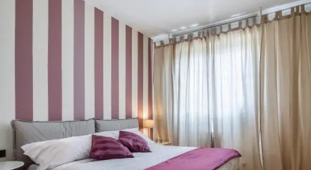 Downtown Milano, Book Hotel Hotels in Milan with Parking, Parking