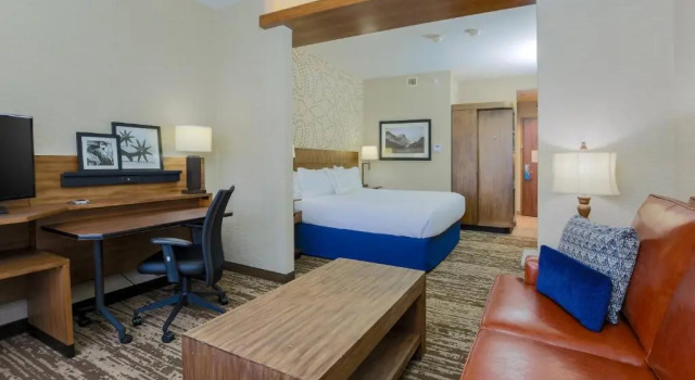 Люкс Fairfield Inn & Suites by Marriott Cheyenne Southwest/Downtown Area