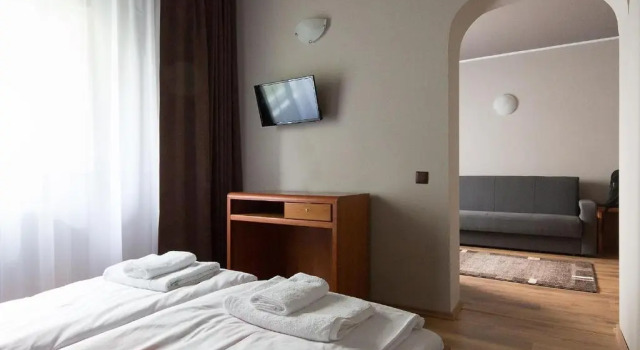 Casa Engels, Varaa Hotelli Cluj-Napoca 