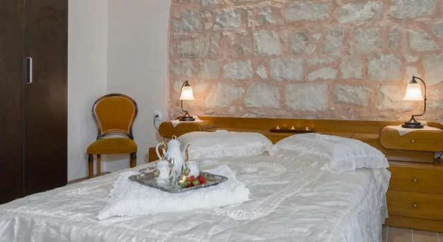 Liana's House, Забронировать Отель Врисес Апокоронас
