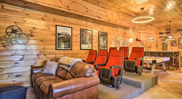 Pigeon Forge Cabin w/ Amazing Mountain Views!, Забронировать Дом для отпуска Кейтон Great Smoky Mountains National Park
