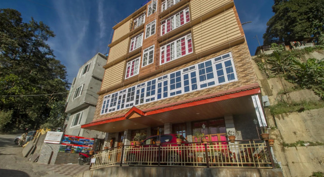 Collection O 66377 Hotel North Inn, Book Hotel Hotels in Sikkim with Parking, Parking