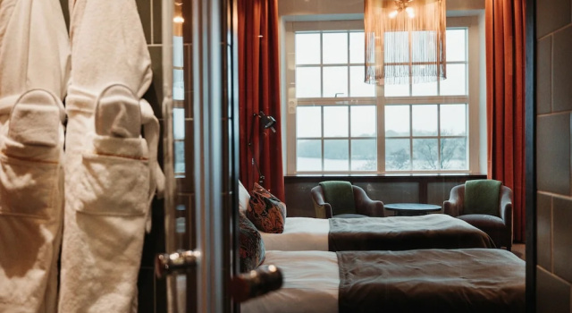 Двухместный номер Standard c 1 комнатой Naas Fabriker Hotell och Restaurang