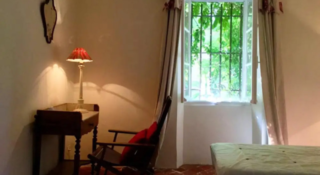 Villa with 8 Bedrooms in Bonnieux, with Wonderful Mountain View, Private Pool, Furnished Garden