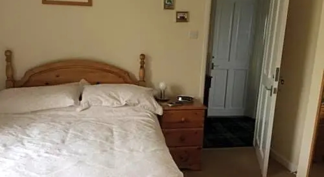 Gwennaul B & B, Book Bed and Breakfast Aberaeron Ceredigion