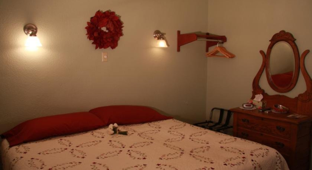 Salmon River B&B, Book Bed and Breakfast Hoteller i New Brunswick med parkering, Parkering