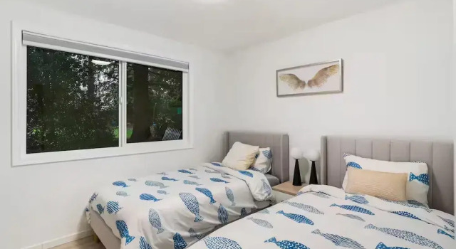 Comfortable Kirkland Home for Family & Remote Work, Забронировать Отель Киркленд штат Вашингтон
