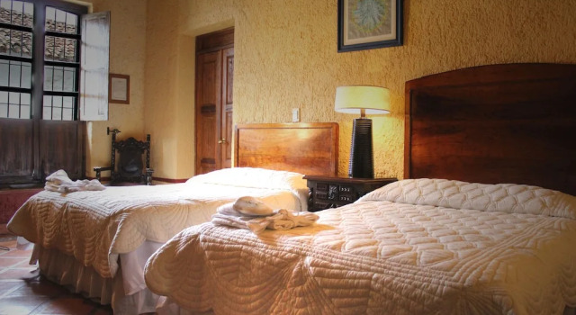 Четырёхместный номер Standard с балконом Hotel Casona de Manzano