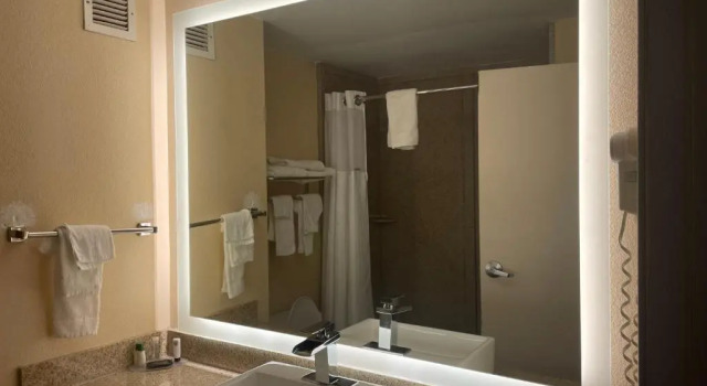 Люкс Ramada by Wyndham Harrisburg/Hershey Area
