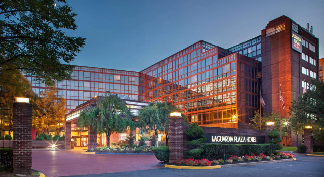 DoubleTree by Hilton New York-LaGuardia, Book Hotel Queens New York Metropolitan area