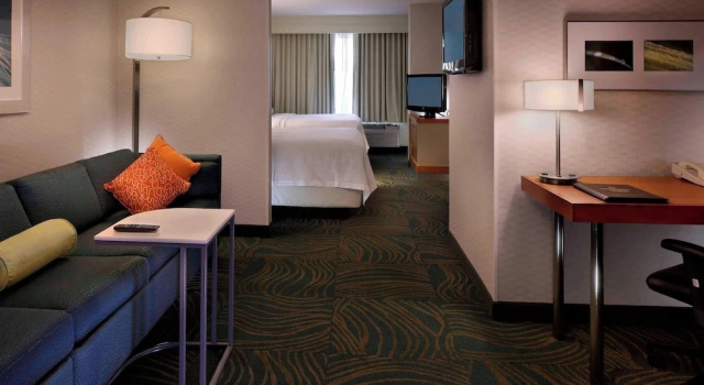 Люкс SpringHill Suites by Marriott Waterford / Mystic