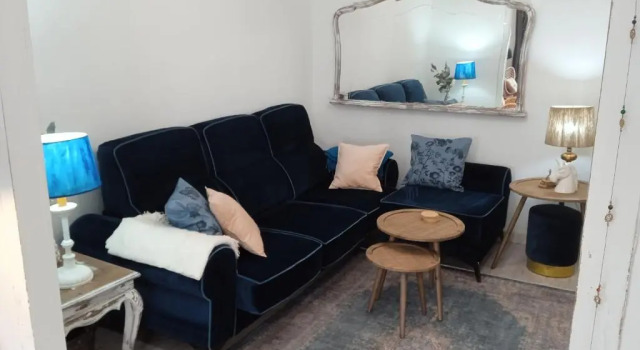 Piso Iwvaxi, gallery house. Ourense., Rezerwuj Hotel Orense 