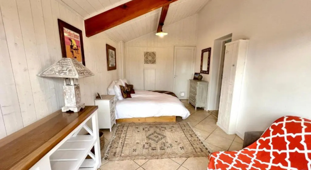 Charming villa, tranquillity by the forest, Prenota Villa Hotel a Aquitania con parcheggio, Parcheggio