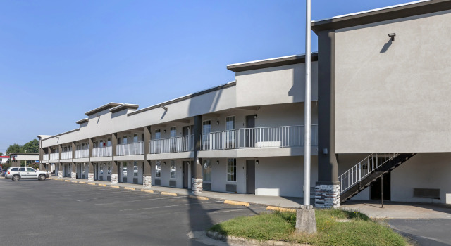 Quality Inn Dunn, Varaa Hotelli Dunn 
