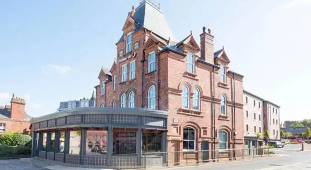 Premier Inn Leek Town Centre, Забронировать Отель Отели в центре Лика с завтраком, отели в центре Лика с завтраком