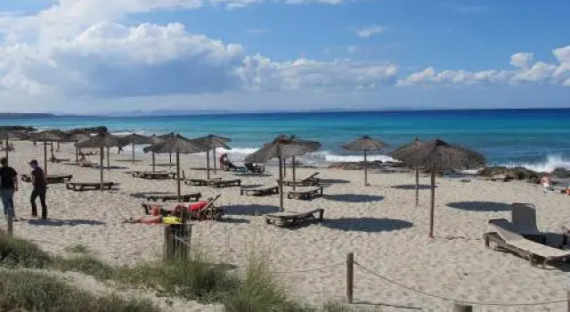Astbury Apartments Ses Basses, Book Apartment Es Calo Formentera