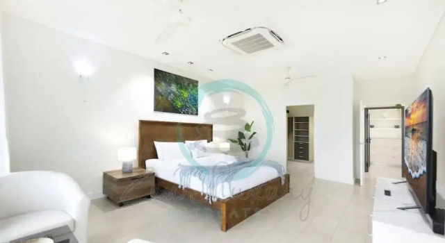 ZENLUX INFINITY - 4BR with Private Pool