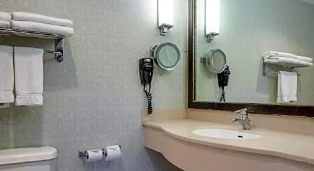 Двухместный полулюкс с видом на океан Fairfield by Marriott Inn & Suites San Francisco Pacifica