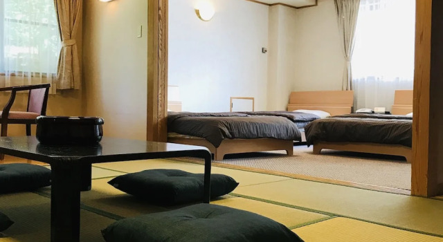 Номер Japanese-Style Lake Side Nikko Hotel