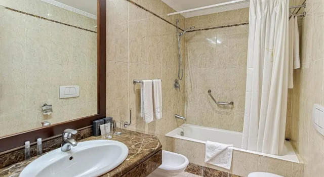 Двухместный номер Standard с видом на море Perla Marina