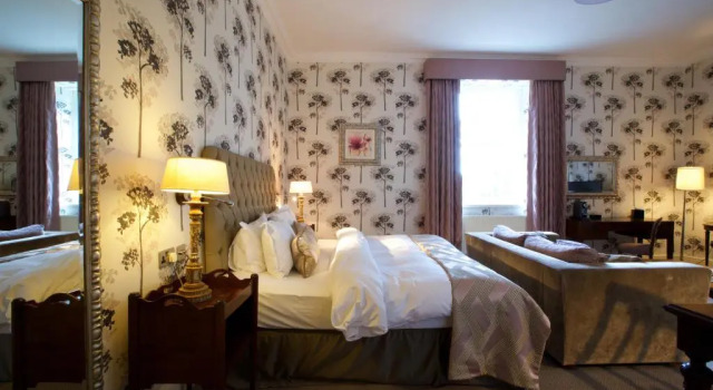 Полулюкс Deluxe Storrs Hall Hotel on the shore of Lake Windermere