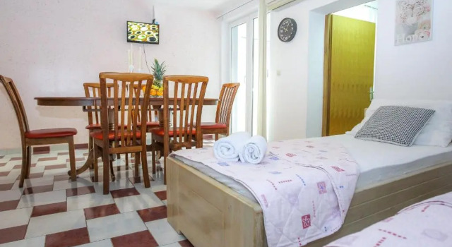 Апартаменты Comfort Lucky Luke Pool Apartments