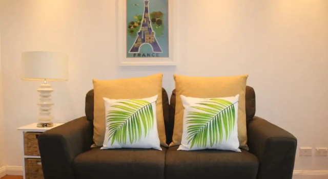 Elegant 2 Bedroom House in Inner City Oasis, Забронировать Отель Отели Редферн 3 звезды, 3*