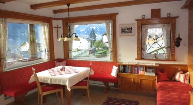 Ferienwohnung Eller, Забронировать Отель Отели Штубайталь с парковкой, Парковка