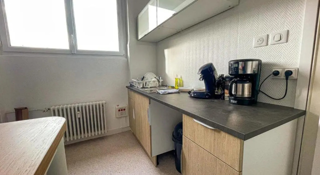 Двухместный номер Standard с балконом Chambres privées -Private room- dans un spacieux appartement - 100m2 centre proche gare