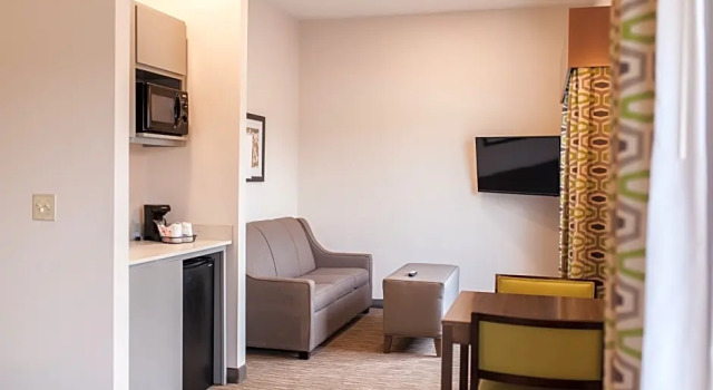 Четырёхместный люкс Holiday Inn Express & Suites Sweetwater by IHG
