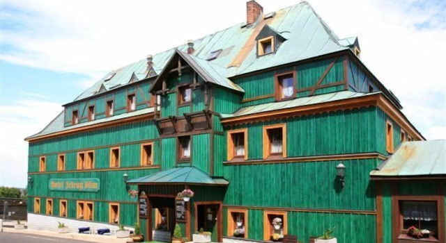 Hotel Zelený Dům, Забронировать Отель Божи Дар Рудные горы, рядом с Novako