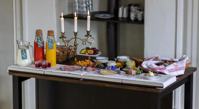 Rosenhill Bed & Breakfast, Book Hotel  