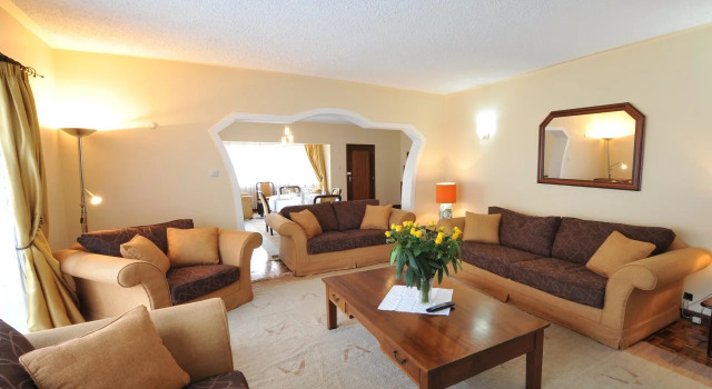 Mimosa Court Apartments, Book Apartment Hotels in Nairobi with a Pool, Swimming Pool