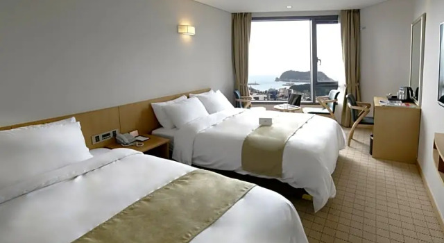 Двухместный номер Standard с видом на море Mstay Hotel