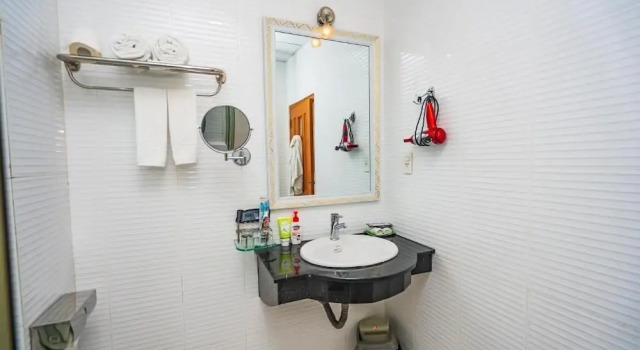 Номер Deluxe DAHLIALAND SAIGON HOTEL & SWIMMING PooL