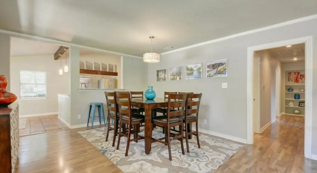3BR 2BA Elegant Tarrytown House by RedAwning, Rezerwuj Hotel Austin Greater Austin