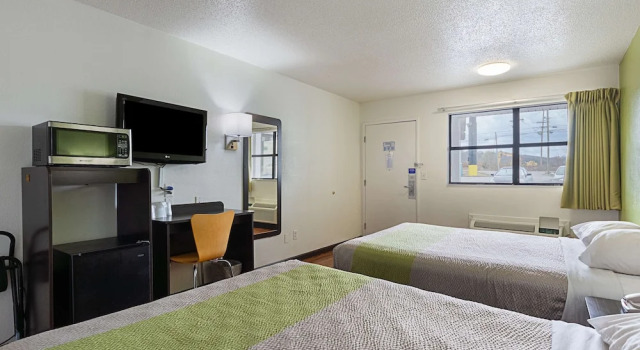 Четырёхместный номер Deluxe Motel 6 Chattanooga, TN