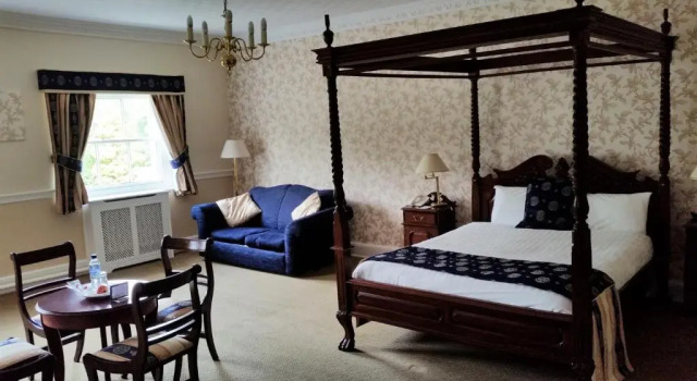 Номер Standard Haughton Hall