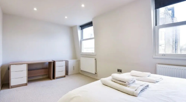 3 Bedroom Apartment near Paddington