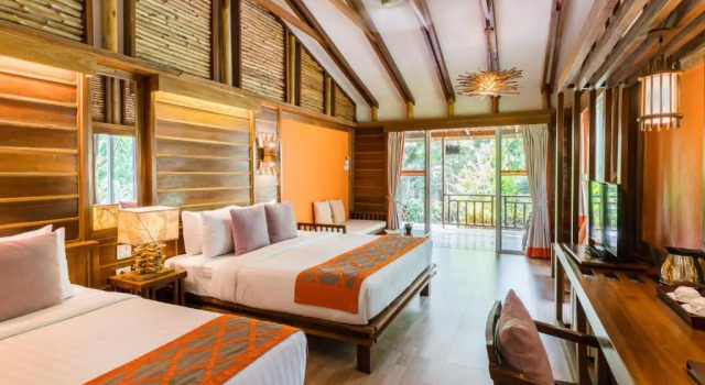 Трёхместный номер Deluxe Home Phutoey River Kwai Hotspring & Nature Resort