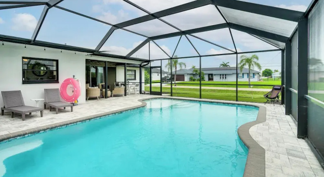 Коттедж 4 Mi to Dtwn Cape Coral: Home w/ Pool & Patio