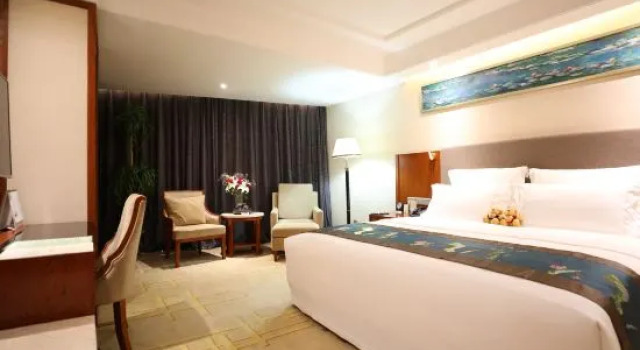 Семейный люкс Executive Shandong News Hotel
