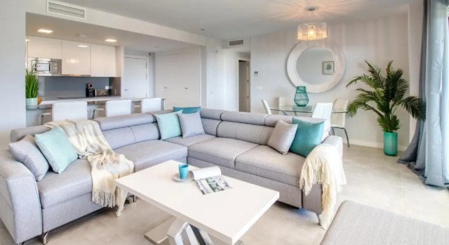 Апартаменты Newly Constructed 2 Bed Apartment With Sea Views
