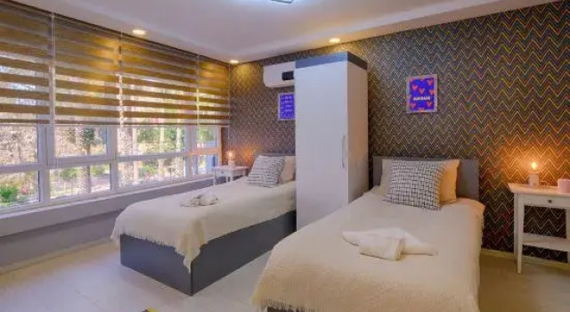 Люкс Hadrian Nest 3BR Apartment Opposite Hadrian’s Gate