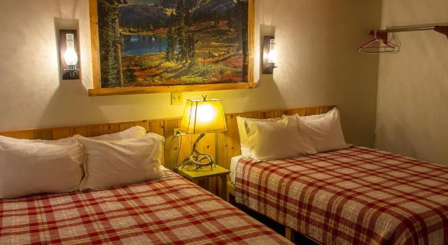 Номер Deluxe High Country Motel and Cabins