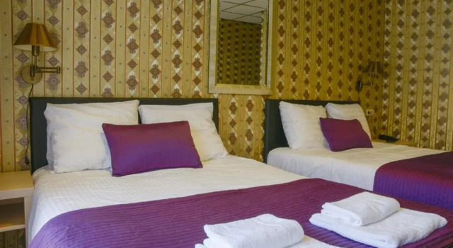 Четырёхместный номер Standard Hotel Zwanenburg Amsterdam Airport