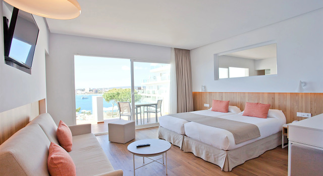 Aparthotel Ponent Mar, Book Condo Hotel Apart‑Hotels in Palmanova, Condo Hotel