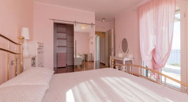 Villa Lalla, Забронировать Вилла Виллы Порто-Маурицио, Вилла