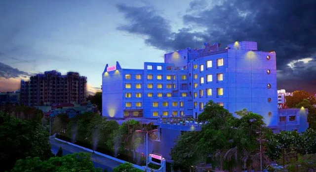 Четырёхместный номер Standard Vivanta Vadodara