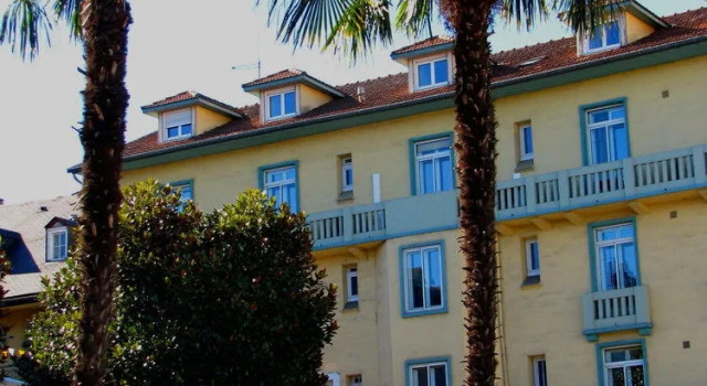 Hotel La Croix Blanche, Rezervovat Hotel Tarbes Hautes-Pyrénées